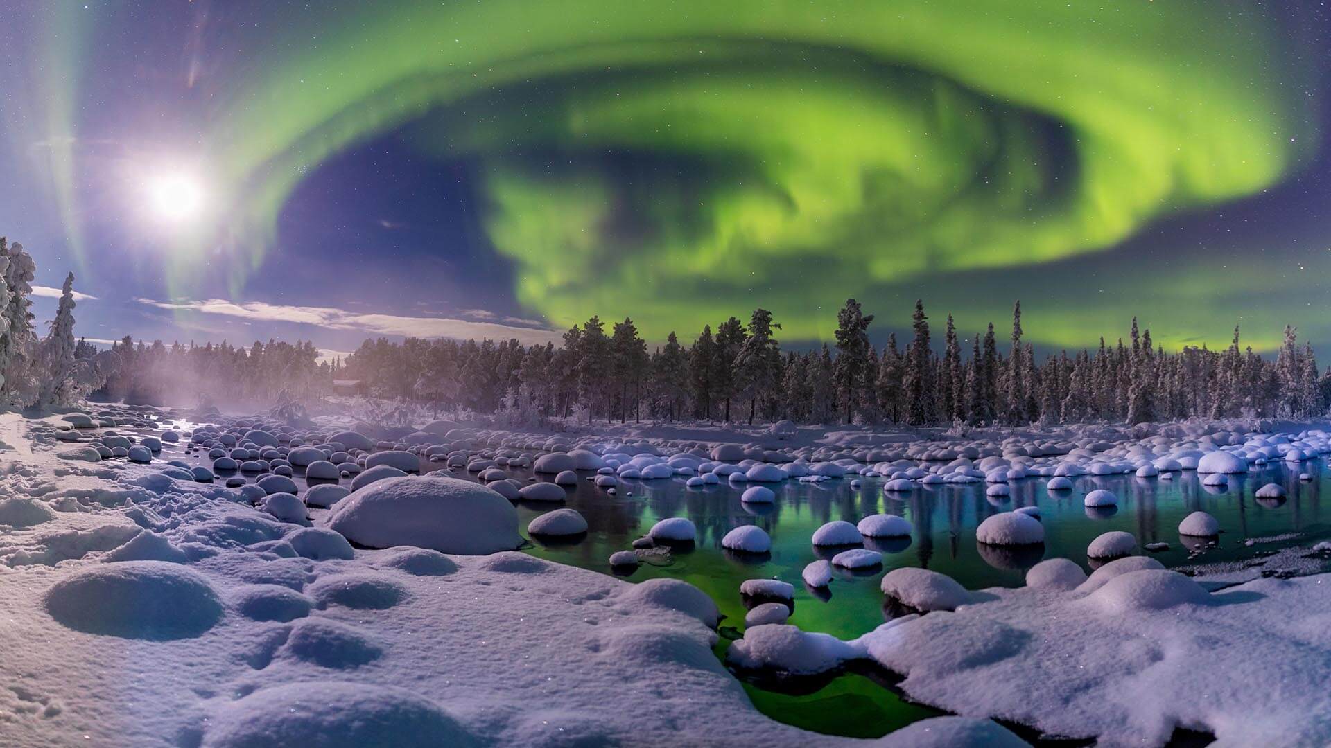 Norrsken över Lapplands landskap – fotoresor med Peter Rosén